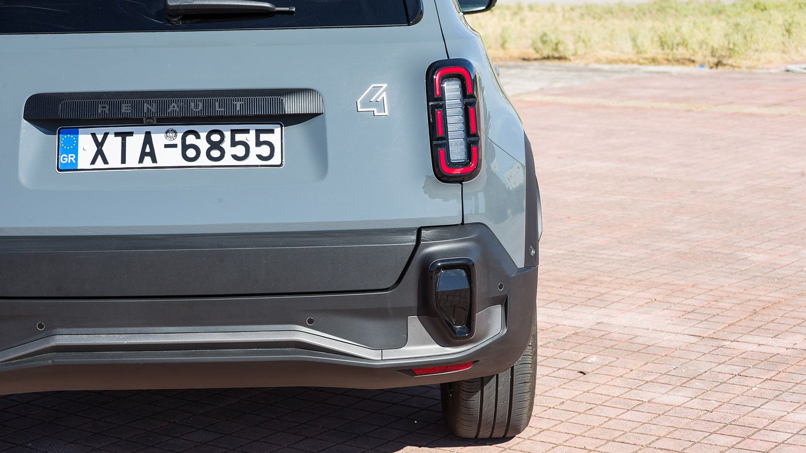 Δοκιμή Renault 4 E-Tech Comfort Range 150 PS: Το «Κατρέλ» μπάινει στην πρίζα